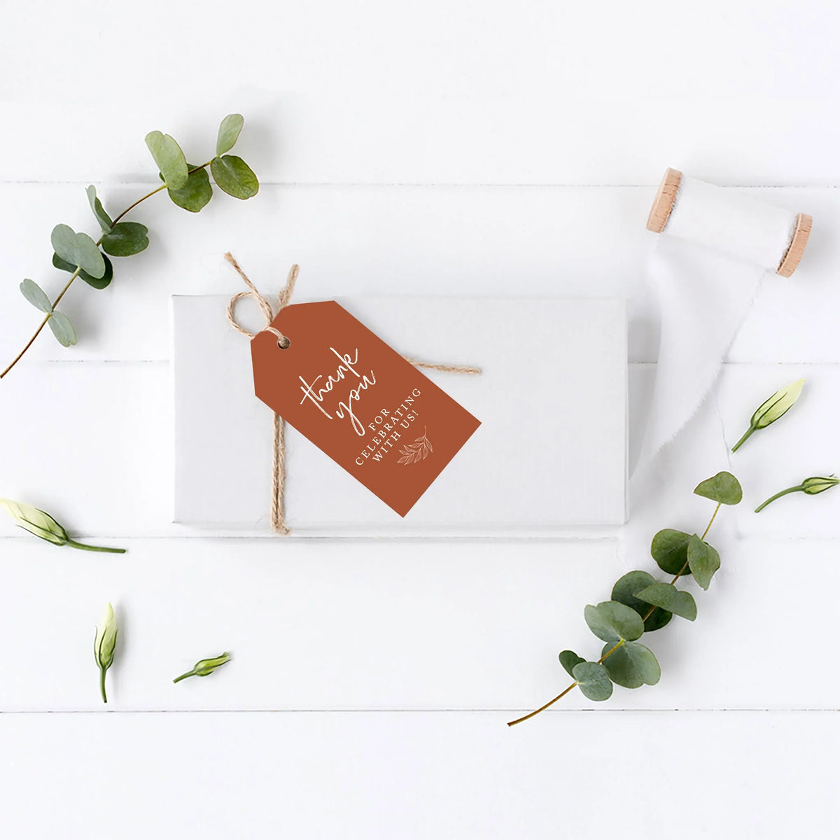 100-Pk Cardstock Gift Tags with Bakers Twine B908
