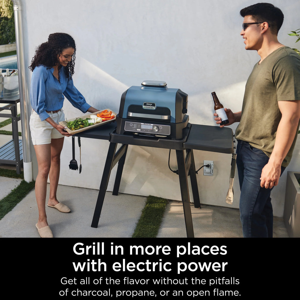 Outdoor 7-in-1 Grill & Smoker S341424