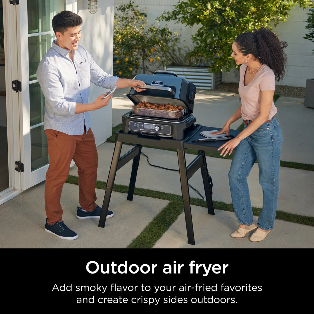 Outdoor 7-in-1 Grill & Smoker S341424