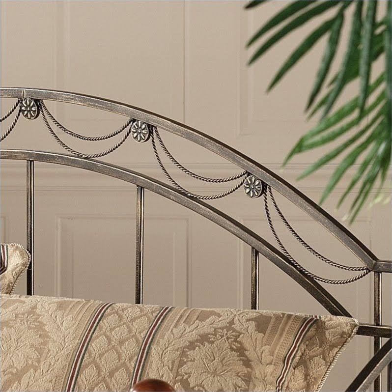 Black Cherry Wood Daybed X93627