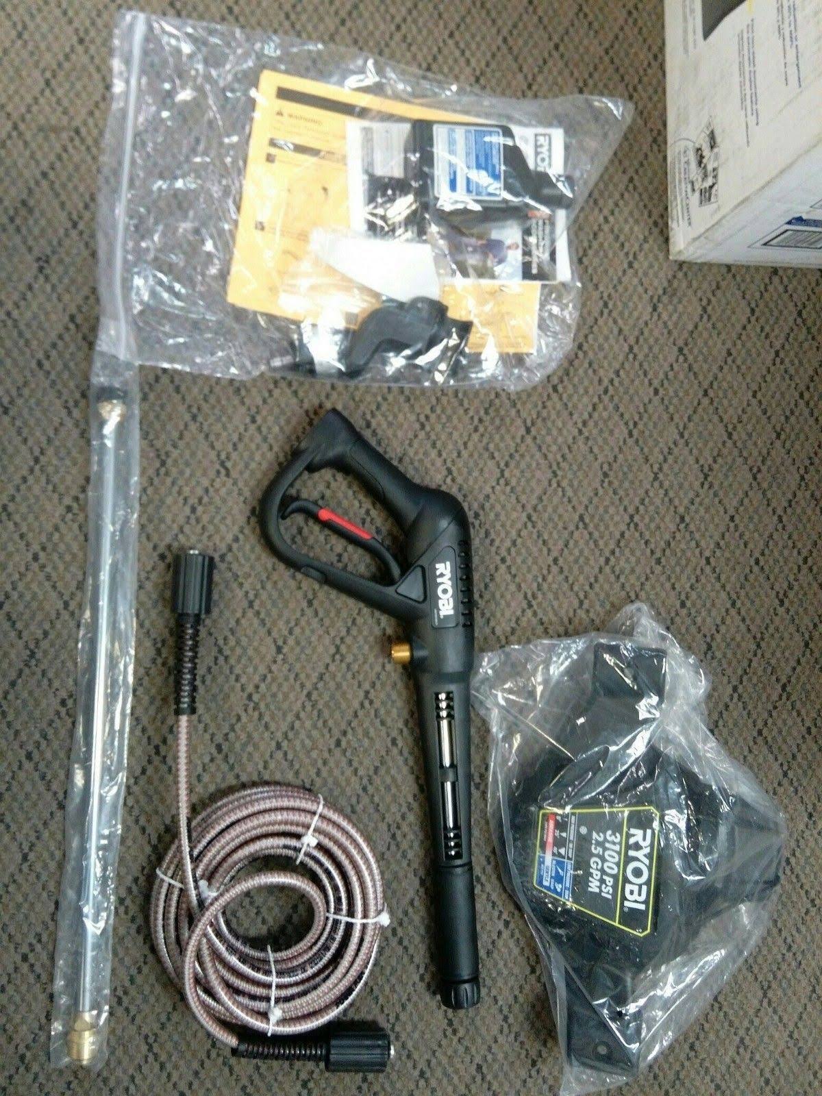 3100-PSI 2.5-GPM Gas Pressure Washer L31509