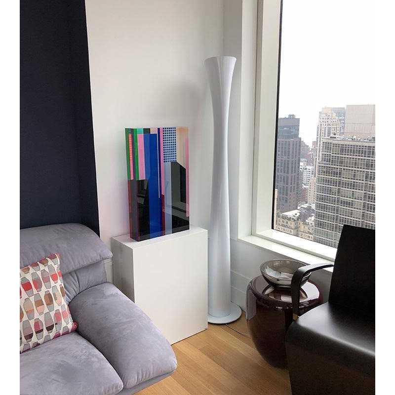 White Pedestal Laminate I2079