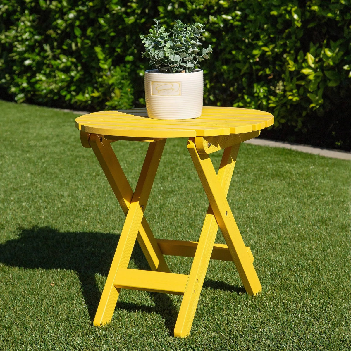 Eggshell White Adirondack Round Folding Table M33961