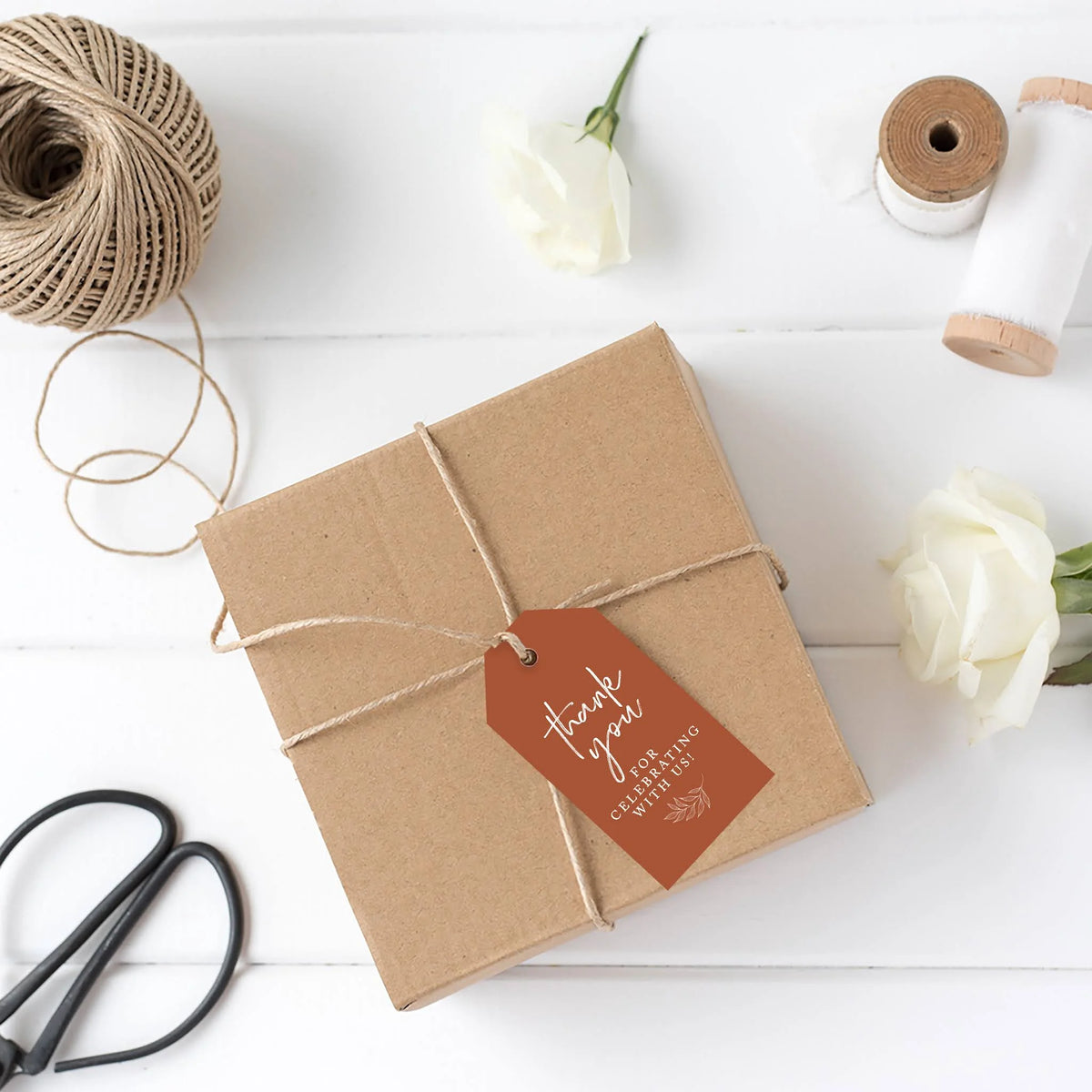100-Pk Cardstock Gift Tags with Bakers Twine B908