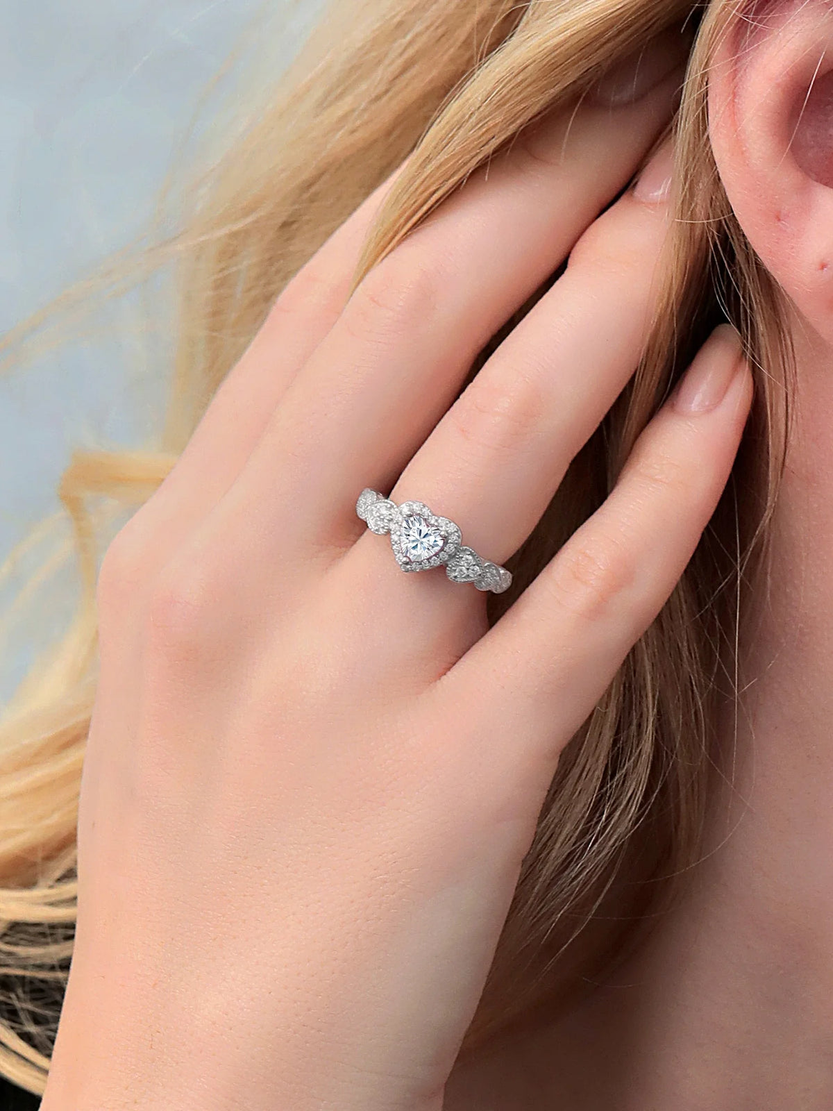 925 Sterling Silver White Moissanite Engagement Ring B68354